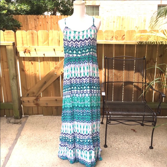 Mossimo Supply Co. Dresses & Skirts - Mossimo white Blue long maxi summer dress 👗 XL